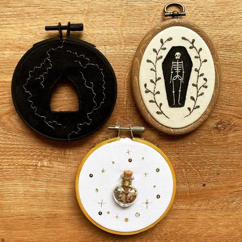 Dark Darling Embroidery on Instagram: “I have sooo much love for my mini hoop collection from fellow fiber artists @thesilverstitches @crimsonpins @lucifersthelight ✨ How awesome…” W.i.t.c.h Art, Occult Art, Witchy Vibes, Embroidery Hoop Art, Creepy Cute, Skull Art, Embroidery Art, Dark Art, Art Inspo