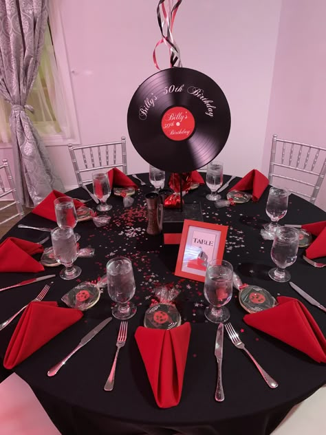 Rock N Roll 60th Birthday, Rock N Roll Table Decor, Rock Quinceanera, Rock Sweet 16, Rock And Roll Centerpiece Ideas, Rock And Roll Centerpieces, Album Release Party Ideas, Kue Birthday, Rock And Roll Theme Party