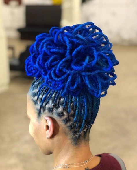 Midnight Blue Locs, Elegant Braided Hairstyles, Blue And Black Braids, Black Braids Hairstyles, Blue Locs, Color Locs, Loc Colors, Creative Hair Color, Beautiful Dreadlocks