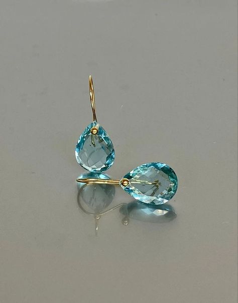 March birthstone! Where would you wear these beauties? Honey Jewelry, Extra Work, Aquamarine Earrings, Aquamarine Jewelry, March Birthstone, In The Spotlight, Beautiful Ocean, Sapphire Earrings, Dainty Earrings