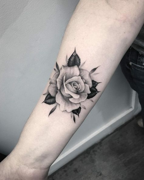 27 Inspiring Rose Tattoos Designs Tina Tattoo, Roos Tattoo, White Rose Tattoo, Black And White Rose Tattoo, Tato Geisha, Tattoos Roses, Nana Tattoo, Pretty Flower Tattoos, Rose Tattoo Forearm