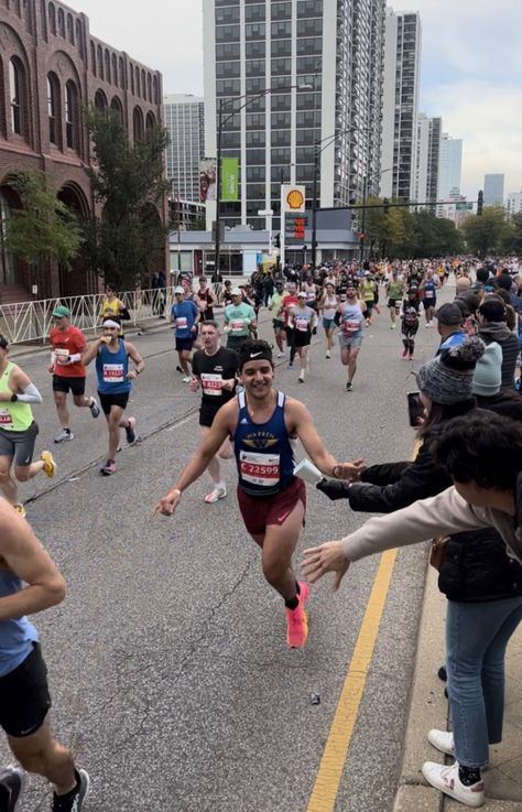 Running Girly, Marathon Aesthetic, Running Inspo, Running Books, Best Running Gear, Chicago Marathon, Race Bibs, Olympic Trials, Nyc Marathon