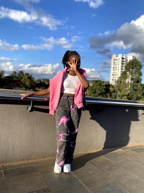 Airforce 1 and shein lighting trouser #pink #white Pink Outfits, Air Force, Pink White, Trousers, Lighting, Pink, How To Wear, White