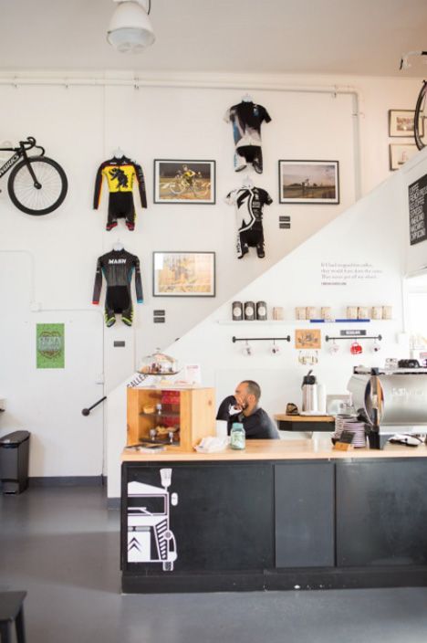 Bike Shops, Coffee Bike, Bike Room, Bicycle Store, Interior Shop, Pink Bike, Bicycle Shop, Cyclocross Bike, Bike Store