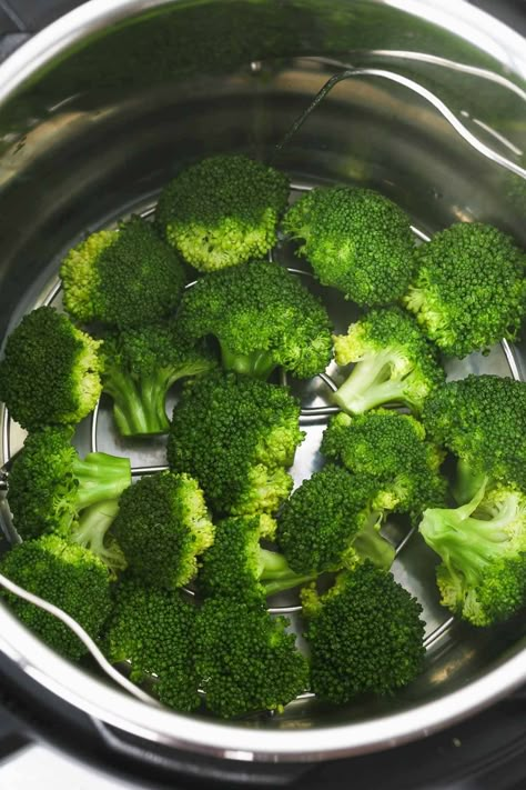 Instapot Broccoli, Instant Pot Steamed Broccoli, Buttered Potatoes Recipe, Broccoli Mash, Cooking Fresh Broccoli, Loaded Broccoli, Chicken Leg Quarter Recipes, Steam Broccoli, Instant Pot Broccoli