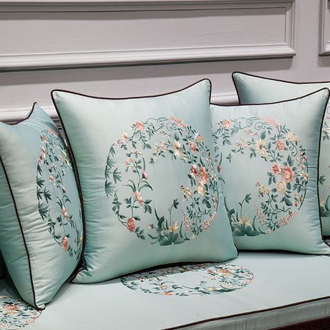 Embroidery Sofa Covers, Luxury Cushions On Sofa, Chinese Luxury, Crochet Pillow Patterns Free, Luxury Pillows Decorative, Neutral Sofa, Wedding Cushion, Cushion Cover Pattern, Cushion Covers Online