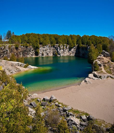 Elora Quarry. Swam there for years. BEFORE they charged admission and put up railings!!  Was just a local place. Elora Ontario, Quarry Lake, Toronto Architecture, Toronto Restaurants, True North, Canada Travel, Weekend Trips, Ontario Canada, Water Garden