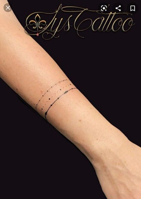 Dainty Arm Band Tattoo, Bracelet Tatoos, Tattoos Pulseras, Armband Tattoos For Men, Wrist Bracelet Tattoo, Tato Henna, Cool Wrist Tattoos, Armband Tattoo Design, Marquesan Tattoos