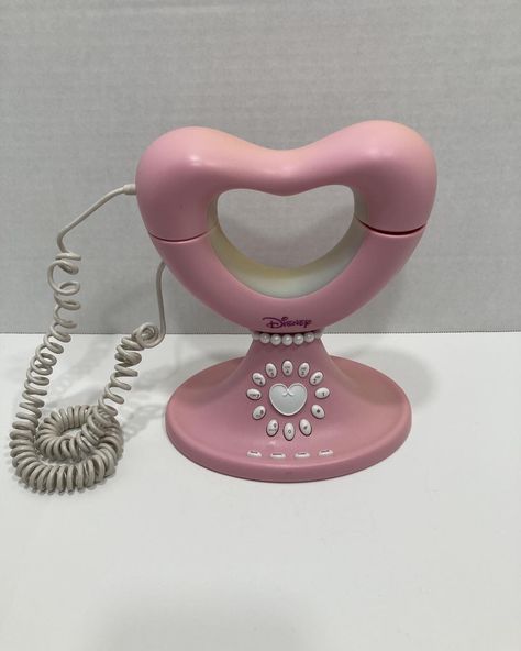 #giftsideas #vintagepickin #oldisgold✨ #homedécor #homedecor #vintage #ShopSmall #craftomaticsnc #craftomatics #shoplocal #supportsmallbusiness #disneyworld #disneyprincess #princess #princesses #disneyprincesses #landline #landlinephone #landlines #LANDLINE #Disney #phone #disneyphone #phone #telephone Pink House Phone, Retro Landline Phone, Cute Landline Phone, Vintage Landline Phone, Old Phone Aesthetic Vintage, Landline Phone Aesthetic, Telephone Aesthetic, Psychiatrist Office, Under The Red Hood