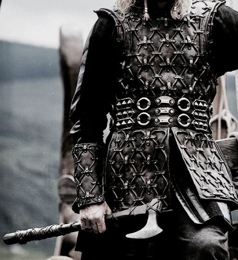 Viking Aesthetic, Grey Warden, Medieval Aesthetic, Viking Age, Fantasy Aesthetic, High Fantasy, A Song Of Ice And Fire, Medieval Fantasy, How To Train Your Dragon