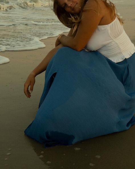 Detail photography ✨🌊 Some of my favorite photos that come out of my shoots are the close-up little details! More from this senior shoot to come…☺️ #photography #seniorpictures #beachphotography #seniors #oceanphotography #newphoto #portraitphotography #coastalliving Beach Self Portrait, Detail Photography, Beach Photoshoot, Ocean Photography, Coastal Living, Beach Photography, Senior Pictures, Self Portrait, Portrait Photography