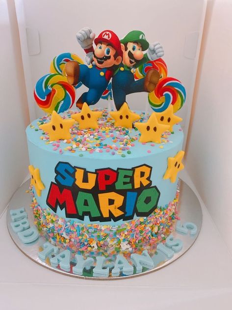 Mario Birthday Gift Ideas, Mario Birthday Party Cake Buttercream, Birthday Table Food Ideas, Mario Ice Cream Cake, Easy Mario Bros Cake, Super Mario Brothers Cake Ideas, Simple Mario Cake Ideas, Supermario Cakes For Boys, Mario Cakes For Boys