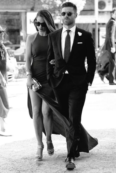 Luxury Lifestyle Couple Chic, Luxury Lifestyle Couple, Der Gentleman, Luxury Couple, Wealthy Lifestyle, Luxury Lifestyle Fashion, Luxury Lifestyle Women, Elegant Couple, Classy Couple