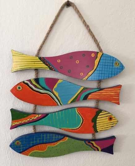 Painted Wood Shapes, Wood Crafts Furniture, Scrap Wood Art, Diy Wood Crafts, Deco Marine, Painted Fish, Scrap Wood Crafts, Wood Fish, Fish Crafts