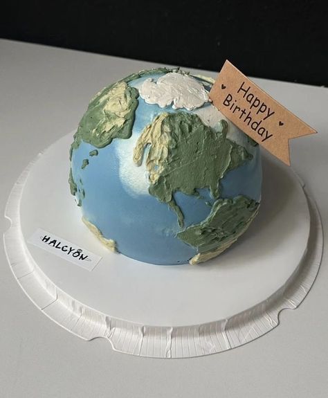 Earth Cake, Funny Birthday Cakes, Mini Cakes Birthday, Cute Baking, Pretty Dessert, Creative Birthday Cakes, Simple Birthday Cake, Cake Decorating Designs, Follow Back