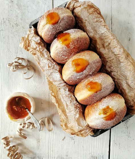 Sourdough Paczki, Sourdough Bomboloni Recipe, Sourdough Bomboloni, Sourdough Doughnut Recipe, Sourdough Donut Recipe, Sourdough Breads, Einkorn Recipes, Doughnuts Recipe, Sourdough Starter Recipe