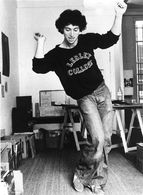 ‘Masculine arrogance blows’: Jonathan Richman’s letter to Creem magazine, 1973 | Dangerous Minds Fisherman Photoshoot, Creem Magazine, Jonathan Richman, The Modern Lovers, Dangerous Minds, Wheels On The Bus, Rock Songs, Folk Song, Rich Man