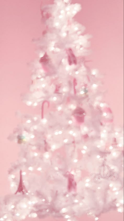 Pink Christmas Tree Wallpaper Iphone, Pinkmas Aesthetic Wallpaper, Pink Winter Lockscreen, Vintage Pink Christmas Wallpaper, Pink Christmas Astethic, Girly Ipad Wallpaper, Pinkmas Wallpaper, Pink Winter Background, Girly Winter Wallpaper Iphone