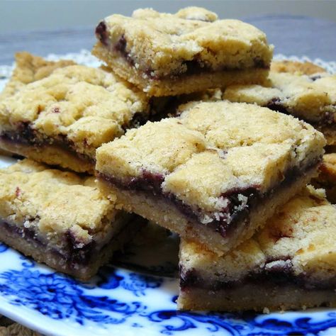 Czechoslovakian Cookies Recipe Czech Desserts, Tea Cookie, Slovak Recipes, Eastern European Recipes, Czech Recipes, Easy Blueberry, Tea Cookies, Pastry Desserts, Chamomile Tea