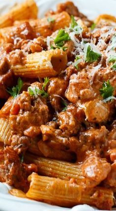 Italian Sausage Rigatoni, Spicy Cream Sauce, Chicken Riggies, Sausage Rigatoni, Rigatoni Recipes, Cream Sauce Pasta, Italian Sausage Recipes, Cream Sauce Recipes, Salad Pasta