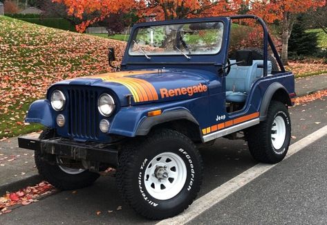 A V8-powered Jeep is becoming less of an oddball, thanks for the horsepower wars that have blown up in the truck segment over the last few years. However, in 1979, this had to have been a bit of a game-changer considering the lovable Jeep CJ was always a rock-hopper off road but not necessarily a... Jeep Paint Jobs, Old Jeep, Jeep Cj5, Jeep Cj, Willys Jeep, Jeep Renegade, Jeep Truck, Transfer Case, Jeep Life