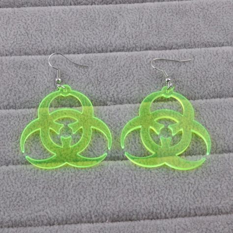 Neon Green Earrings, Neon Green Accessories, Neon Earrings, Punk Kawaii, Core Aesthetics, Post Apocalyptic Fashion, Bday List, Geometric Symbols, Apocalyptic Fashion