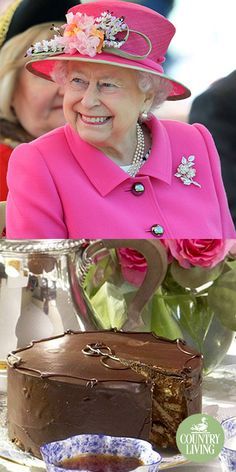 Queen Elizabeth Chocolate Biscuit Cake, English Chocolate Cake, Queens Chocolate Biscuit Cake, Darren Mcgrady Recipes, Queen Cakes Recipe, Queen Elizabeth Cake, Queens Cake, Button Cake, Royal Recipe