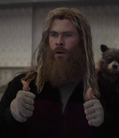 Fat Thor, Marvel Posters, Room Pictures, Anime Dad, Avengers Endgame, Thor, Rocket, Avengers, Marvel