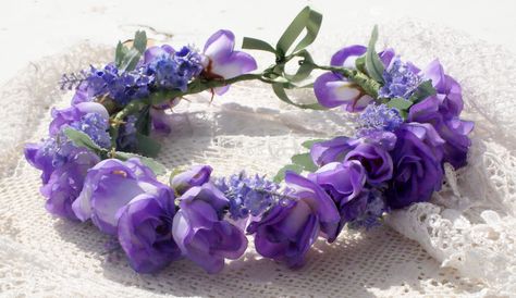 light purple rose and lavender flower crown from https://www.etsy.com/listing/128595891/rose-and-lavender-flower-crown-light?ref=shop_home_active Flower Crown Purple, Selfsona Ideas, Lavender Flower Crown, Cousins Funny, Purple Flower Crown, Purple Quinceanera, Crown Light, Quinceanera Crown, Pink Flower Crown