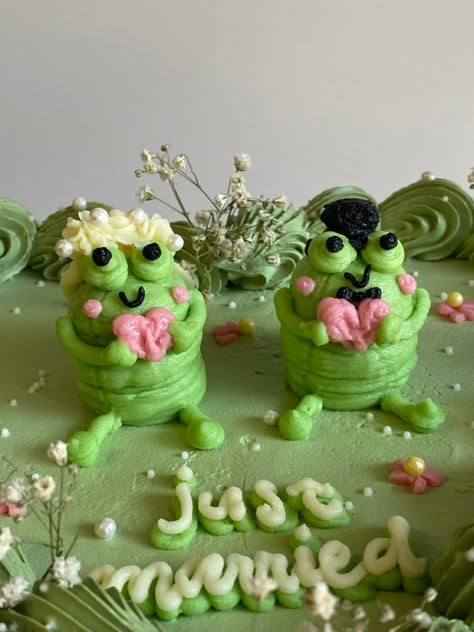 Frog Themed Wedding, Frog Wedding Cake, Frog Cake Topper, Frog Wedding, Frog Cake, Marriage Decoration, Fairy Wedding, Wedding Plan, Wedding 2025