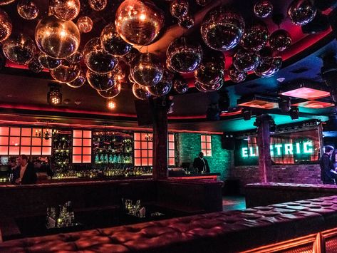 Electric Hotel Chicago Night Clubs, Chicago Night, Dance Clubs, Chicago At Night, Nightclub Design, Chicago Hotels, Night Clubs, Best Club, Best Dance