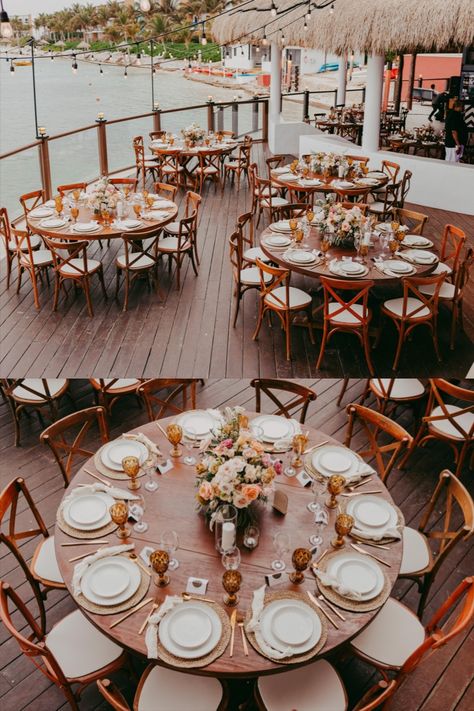 Round Event Tables, Round Table Setting Ideas Wedding Rustic, Circle Table Decorations Wedding, Rustic Round Table Setting, Wooden Round Table Wedding, Round Wood Table Wedding, Backyard Wedding Round Tables, Round Wooden Tables, Club Med Cancun