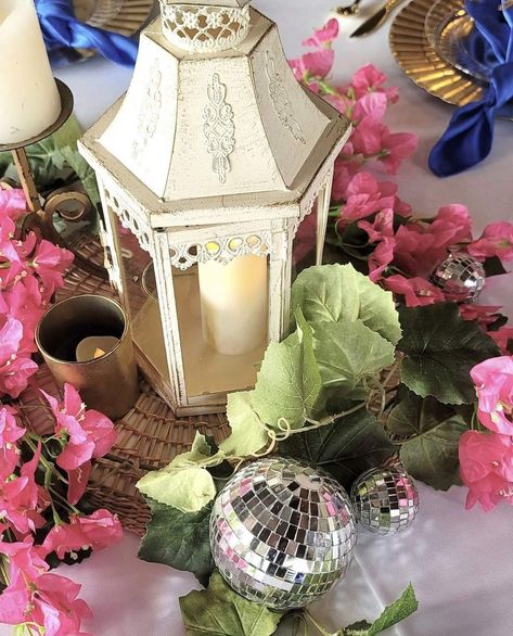 Mamma Mia Centerpieces, Mamma Mia Inspired Wedding, Mama Mia Wedding, 18th Party Themes, Mamma Mia Wedding, Momma Mia, 18th Party, Cellar Ideas, Wedding Shower Party