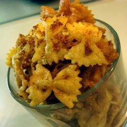 Copeland's Fried Bow Tie Pasta. Fried Farfalle, Fried Bow Tie Pasta, Fried Bowtie Pasta, Bow Tie Pasta Recipe, Pasta Farfalle, Pasta Appetizers, Fried Pasta, Pasta Chips, Bow Tie Pasta