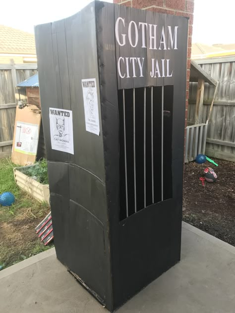 Superhero party. Jail to lock up bad guys Batman Games Party, Coming Home From Jail Party, Superhero Halloween Party Ideas, Superhero Halloween Decorations, Gotham City Birthday Party, Marvel Vs Dc Party Ideas, Joker Trunk Or Treat Ideas, Comic Book Theme Party, Villian Party Decor