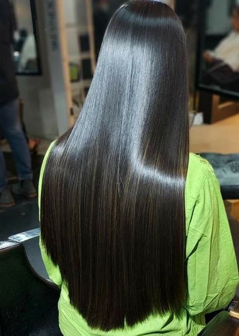 Silky Black Hair, Long Shiny Hair, Long Hair Images, Straight Black Hair, Long Silky Hair, Haircut Pictures, Henna Hair, Long Dark Hair, Long Black Hair