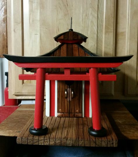 Pagoda style birdhouse Korean Garden, Jing Y Jang, Japanese Garden Lanterns, Japanese Gate, Wood Bird Feeder, Dragon Energy, Stone Archway, Chinese Pagoda, Birdhouse Craft