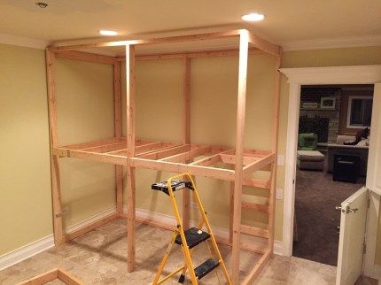 Basement Jungle Gym, Diy Indoor Playhouse, Diy Indoor Playground, Basement Playground, Playroom Slide, Kid Playhouse, Playroom Basement, Playhouse Diy, Indoor Forts