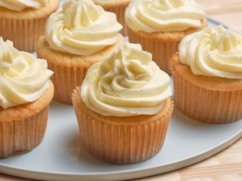 The Best Vanilla Cupcakes Recipe | Food Network Kitchen | Food Network Easy Vanilla Cupcakes, Measuring Flour, Keto Cupcakes, Postre Keto, Vanilla Cupcake Recipe, Macaroni Recipes, Low Carb Dessert, Mac Cheese, Low Carb Meals Easy