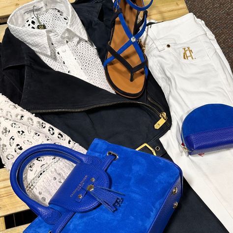 Porto Blue Lovin' 💙 Are you attending Bramham International Horse Trials next week? With the weather set to be on the rise, it's time to start planning those outfits! 🌞 How would you style Porto Blue from Fairfax & Favor? Shop the stunning collection now at randrcountry.com 🛍️ #randrcountry #fairfaxandfavor #bramhamhorsetrials #bramham #eventing #horsetrials #hollandcooper #badminton #royalblue Fairfax And Favor, Horse Trials, The Rise, Badminton, Next Week, Royal Blue, To Start, Blue, Quick Saves