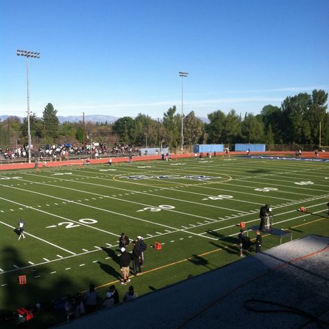 The football field at El Camino Real Charter High School in Woodland Hills. Hillgrove High School, Canada High School, School Football Field, School Field, Beacon Hills, Camino Real, School Building Design, Truth And Dare, Woodland Hills