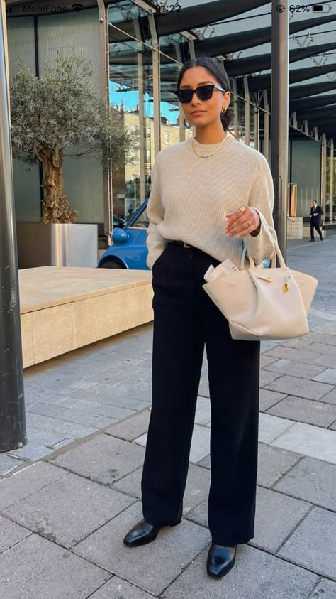 Millennial Corporate Attire, Lunch With In Laws Outfit, Quiet Luxury Aesthetic Women, Quiet Luxury Fall Outfit, Quiet Luxury Outfits Women Winter, Scandinavian Work Outfit, Quiet Luxury Winter Outfit, Work Photoshoot Outfit, Demellier Bags Outfit