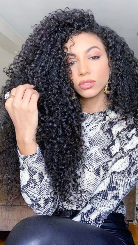 Cheslie Kryst Hair, Long Mixed Curly Hair, Long Curly Weave, Wig Room, Cheslie Kryst, 3c Curls, Hairstyle Ideas For Long Hair, Curly Hair Sew In, Curly Sew In