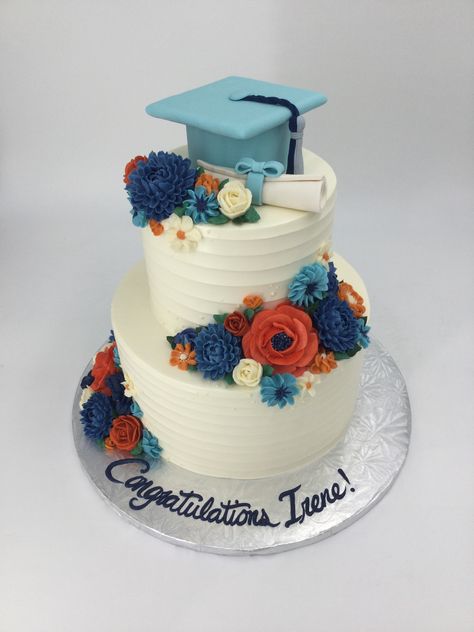 2 Tiered Graduation Cakes, Simple Graduation Cakes, Graduation Cap Cake, Graduation Sheet Cakes, High School Graduation Cakes, Blue Graduation Party, Graduation Cake Designs, Graduation Treats, Graduation Party Desserts