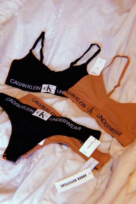 Calvin Klein Outfits, Easy Clothing, Intimo Calvin Klein, Cute Lazy Outfits, Cute Lingerie, Lingerie Outfits, Cute Comfy Outfits, Cute Swimsuits, Baggy Pants