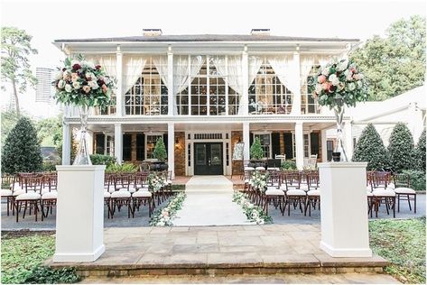 Getting married in Atlanta? You know you want to do it in Buckhead! Here are 6 wedding venues to consider. Wedding Venues Atlanta Ga, Fall Wedding Venues, Atlanta Wedding Venues, Georgia Wedding Venues, Garden Wedding Venue, Weddings By Color, Wedding Reception Locations, Inexpensive Wedding Venues, Places To Get Married