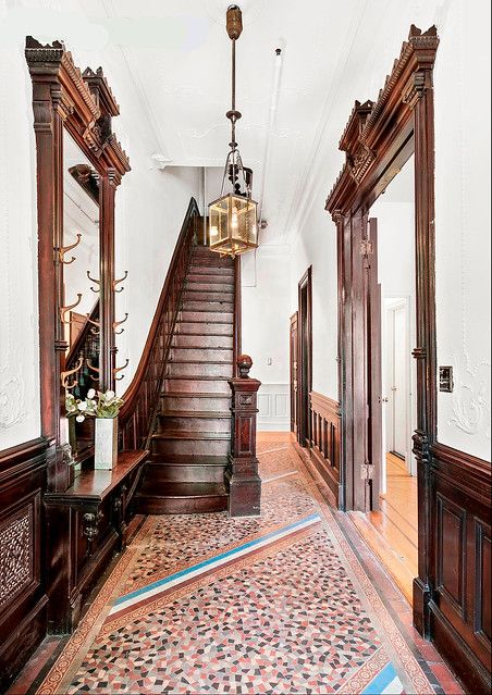 Brooklyn brownstone | Photo taken from the real estate MLS | Jack Bricker | Flickr Old Brooklyn Apartment, Boston Brownstone Interiors, Brownstone Homes Interior, Nyc Brownstone Interior, Brownstone Living Room, Chicago Brownstone, New York Apartment Interior, Parisian Loft, Boston Brownstone