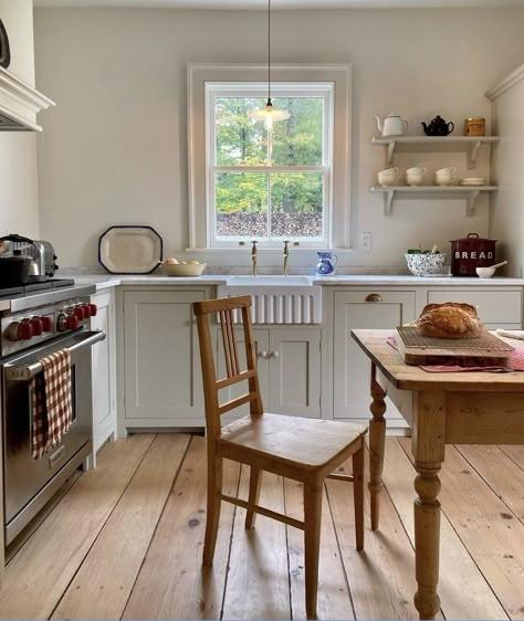 School House White Kitchen, English Kitchen Inspiration, Good Morning Happy Halloween, School House White, Dial Phone, Homestead House, Devol Kitchens, House White, Sweet Kitty