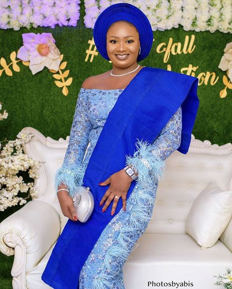 Yoruba introduction look books for brides. #yorubawedding #introduction Yoruba Introduction Attire, Introduction Styles For Couples, Yoruba Introduction Outfit, Yoruba Introduction, Bride Reception Dress, Yoruba Bride, Look Books, African Traditional Wedding Dress, African Wedding Attire