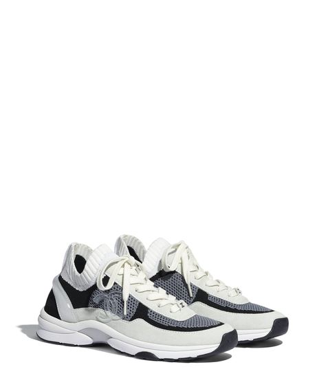 CHANEL Fashion - Spring-Summer 2020 - Sneakers - Reference: G36258 Y54061 C7600 - $950* *Recommended retail price. Actual price may vary. For legal information please http://services.chanel.com/en_US/policies/legal  http://www.chanel.com/-2GBP Shoes Png, Mom Shoes, All Nike Shoes, Fashion Chanel, Fashion Shoes Sneakers, Shoes Drawing, Chanel Official, Chanel Official Website, Fashion Slippers